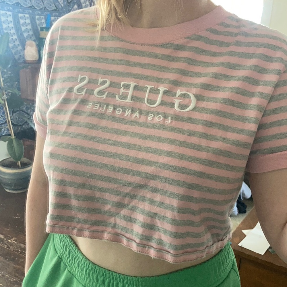 Pink & Gray Guess crop!